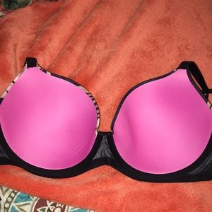 PINK Victoria's Secret Intimates & Sleepwear - Victoria Secret Pink Bra PINK Victoria's Secret Intimates & Sleepwear - Victoria Secret Pink Bra